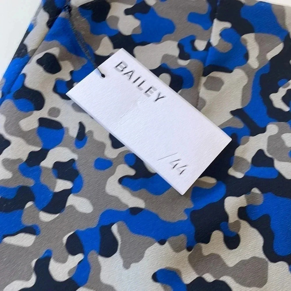 Bailey 44 Neutra Camo print cinching skirt size 4 NWT - Picture 6 of 6